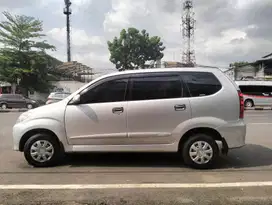 Daihatsu Xenia 2011 Bensin