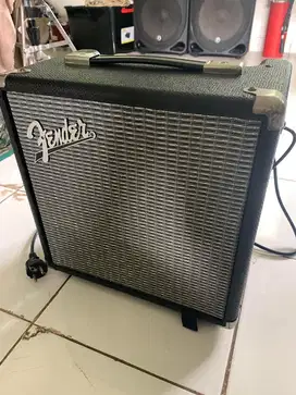Ampli Bass Fender Rumble 15”