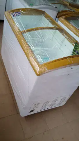 Freezer box sliding