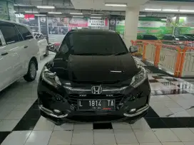 HONDA HRV 1.8 PRESTIGE AT 2018 HITAM