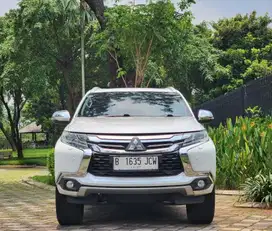KM.85.RB|TDP.75JT| PAJERO DAKAR CKD 2.4 AT 2017 PUTIH PIANO BLACK !!