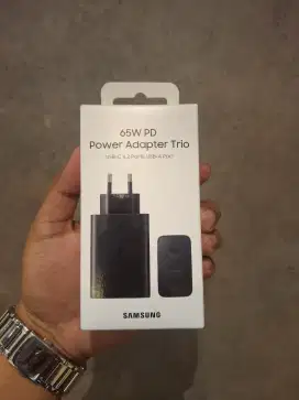 SAMSUNG ORIGINAL 65W Power Adapter