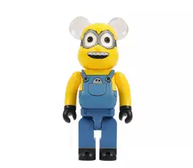 BONEKA PAJANGAN BEARBRICK X MINION