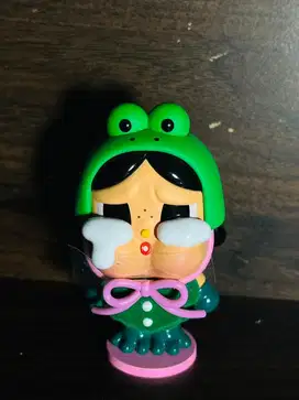 Popmart figure Crying again (Frog)