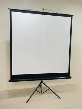 Proyektor | Projector | Infocus | Layar Tancap