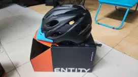 Helm Sepeda Gunung Baru