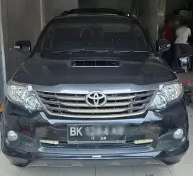 Fortuner VNT TRD Manual 2012 Hitam