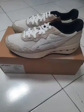 Asics Jogger X81