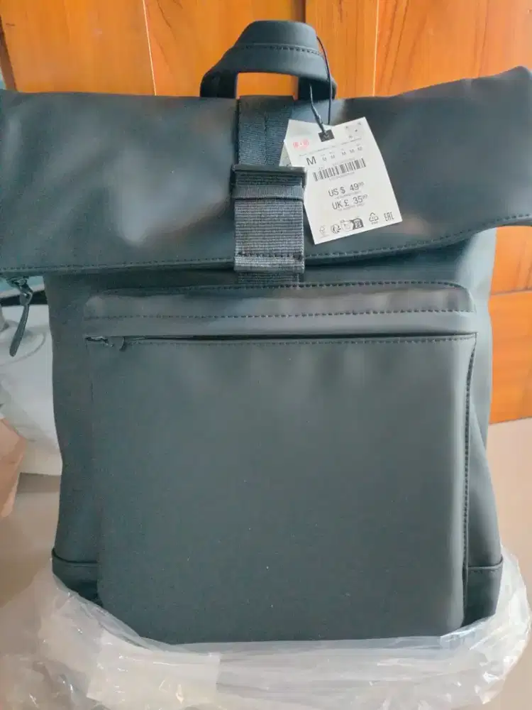 Zara Men Backpack Rubberized with flag