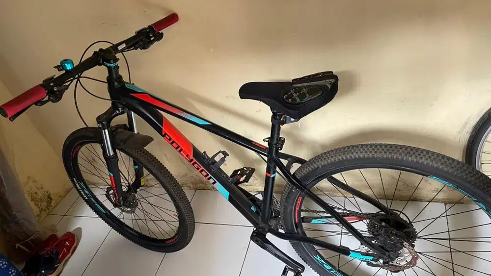 Polygon Xtrada 5 S
