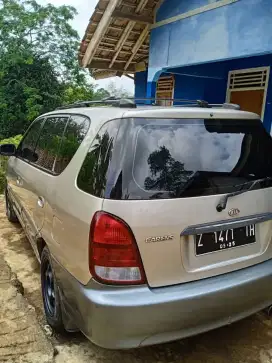 KIA CARENS 1 Matic