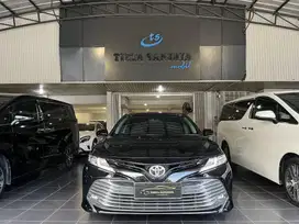 [KM27rb] Toyota Camry 2.5 V AT 2019