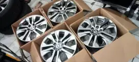 Jual velg Innova zenix r18