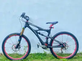 Di jual BU Mtb Ibis mojo SL full carbon 26inch