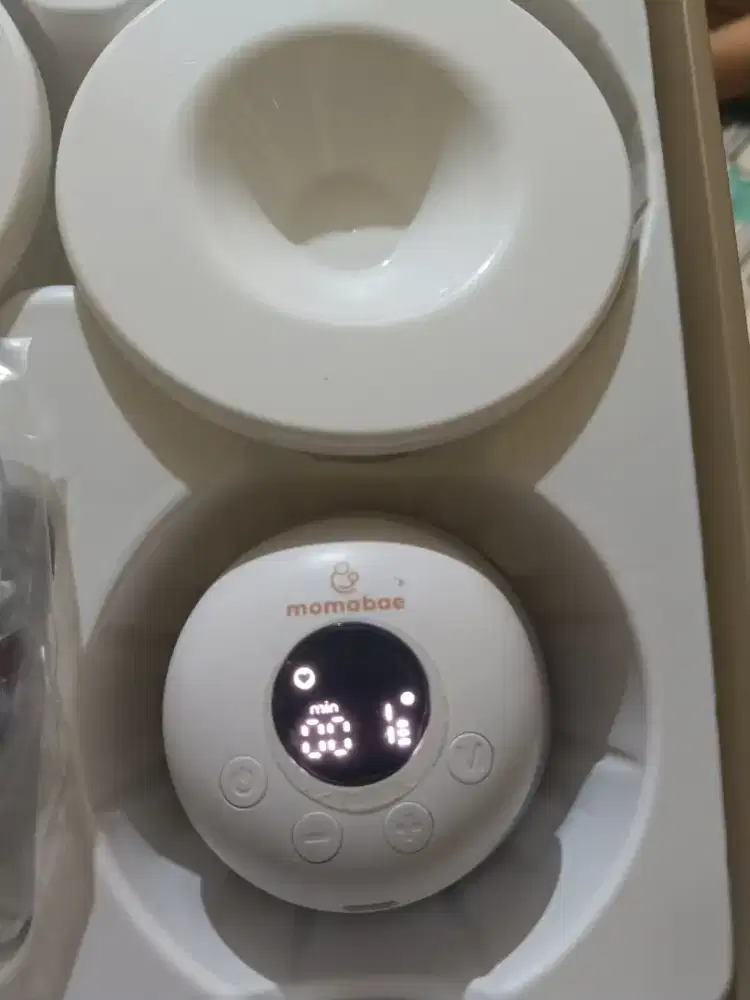 Pompa ASI Handsfree Mommabae S+