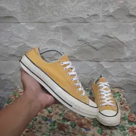 Converse Chuck Taylor sunflower