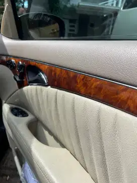 Mercedes-Benz E260 2003 Bensin