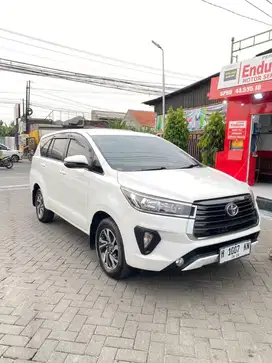 Mobil Toyota Innova Reborn 2023 MT