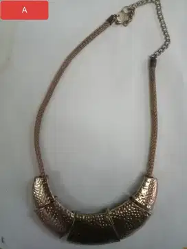 Kalung Aksesoris Premium LOVISA, COD Cijantung dsk