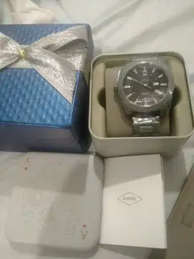 Jam tangan pria Fossil