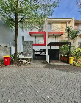JUAL RUMAH POSISI HOOK DI WILAYAH CIRENDEU DEKAT MRT LEBAK BULUS