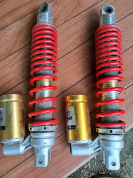 Shock beleker  motor aerox