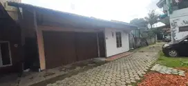 Rumah Bisa Untuk Gudang di Jl Arya Santika Karawaci