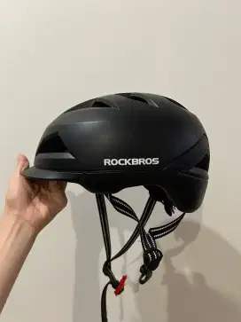 Helm Sepeda Rockbros