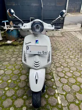 Vespa Primavera Iget 155 cc Abs