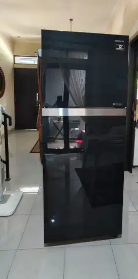 Di jual kulkas Samsung digital inverter 390ltr