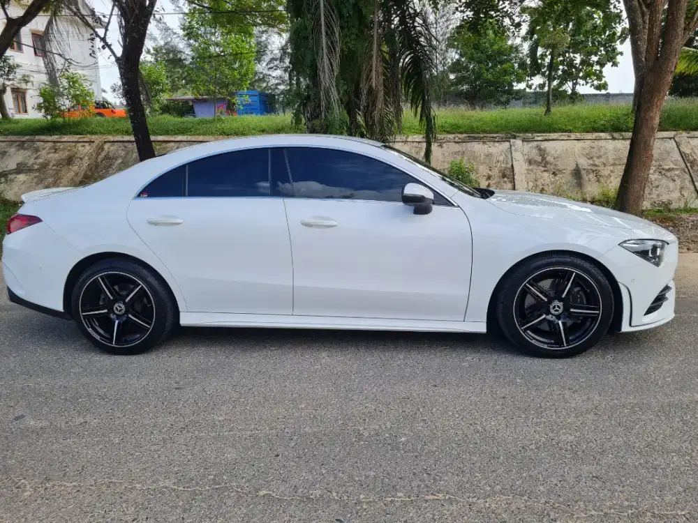 Mercedes benz CLA Super Cantik
