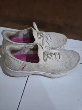 Sepatu SKECHERS ORI