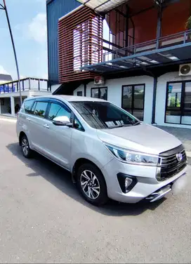 TOYOTA INNOVA REBORN V SOLAR 2021 AT