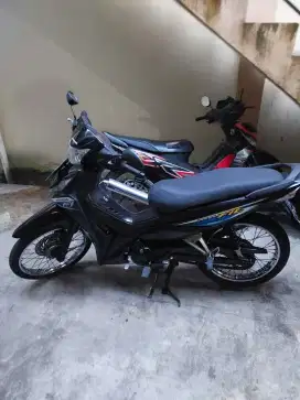 Dijual cepat motor honda revo fit 2021