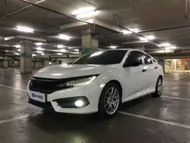 Pajak Panjang - Honda Civic 1.5 ES Bensin-AT 2016