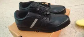 Sepatu Pria Flavio Boston no 40