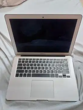 macbook air 13” mid 2012