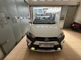 (KM ANTIK 22.000) YARIS 2017 1.5 TRD Sportivo Heykers Bensin-AT