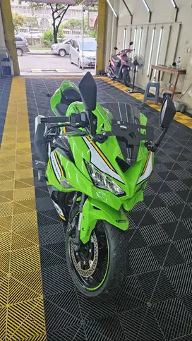 Kawasaki Ninja ZX25RR ZX25R ZX25 Livery KRT 2025 Tangan Pertama