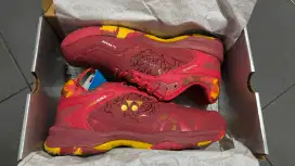 Sepatu Yonex ARMA FORCE ukuran 42 Baru