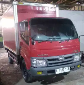 HINO DUTRO 110 SDL 2013 ENGKEL LONG BOX