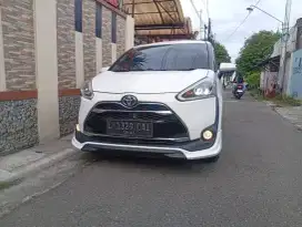 Sienta 2018 Q AT Toyota Sienta Q 2018 automatic Plat asli L Sienta oke