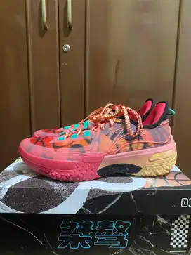 Sepatu Basket Lining Jie Ao Low Metamorphosis