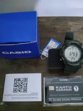 Jam tangan Casio original bkn yg kw kondisi msh seperti baru