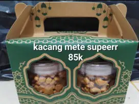 Kacang mete super