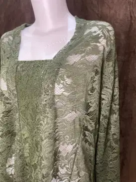 KEBAYA HIJAU TUA