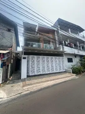 Dijual Rumah Jalan Raya Kemanggisan
