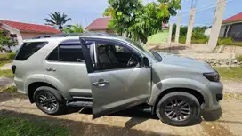 Toyota Fortuner 2012 Bensin