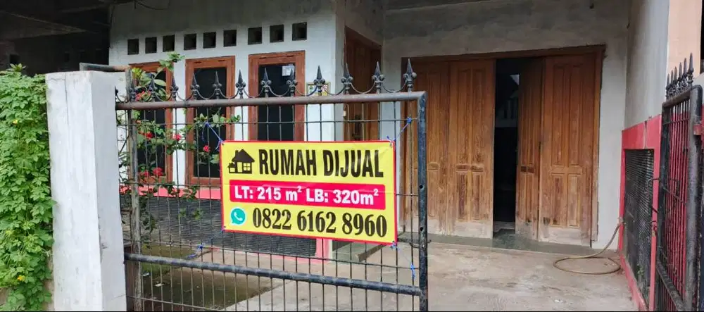DIjual: Rumah 2 Tingkat LB: 320 LT: 215. Bisa untuk Hunian atau kos2an