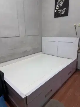 Fs Tempat Tidur Kayu